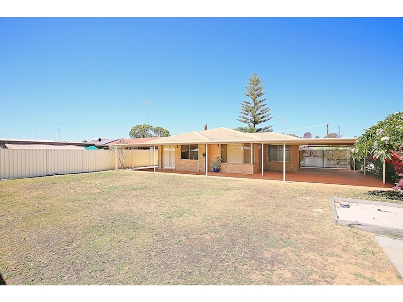 15 Windermere Way, Greenfields WA 6210