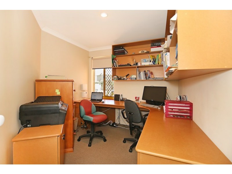 13 Quamby Court, Silver Sands WA 6210