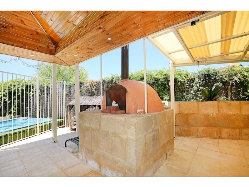 13 Quamby Court, Silver Sands WA 6210