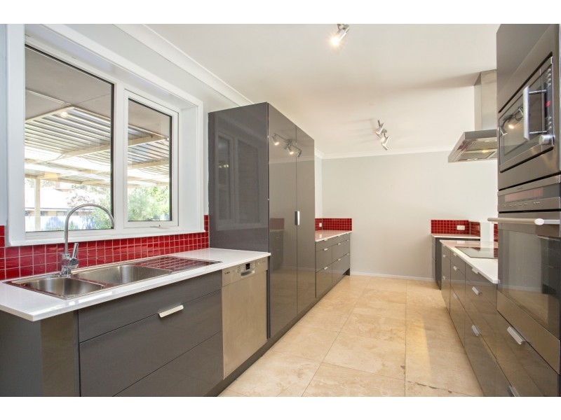 37 Glencoe Parade, Halls Head WA 6210