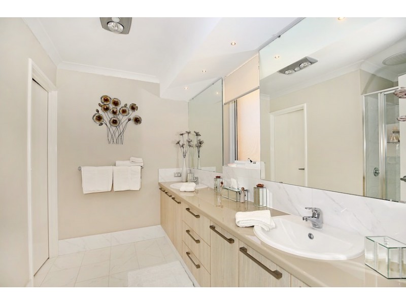 15 Crowsnest Terrace, Wannanup WA 6210