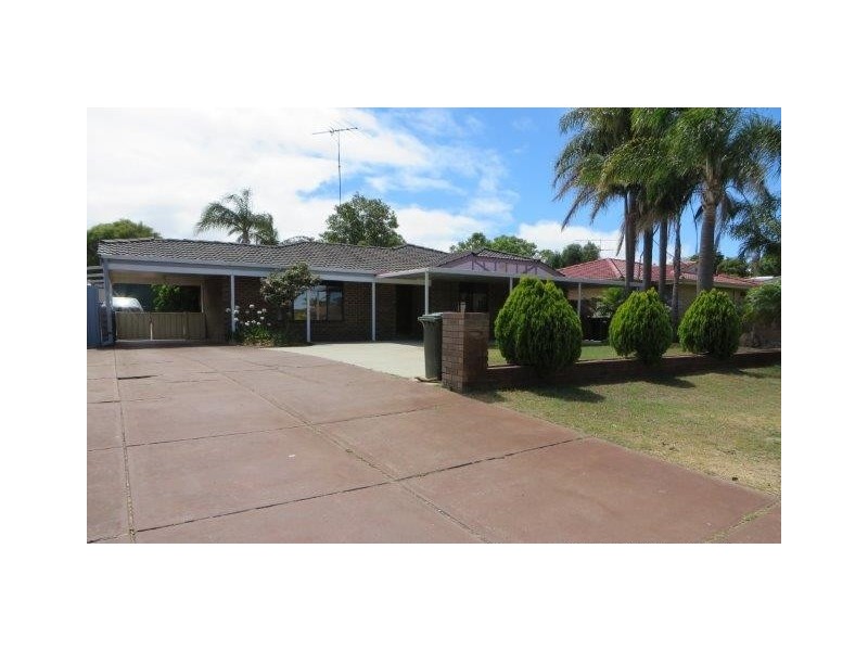 11 Elderberry Circle, Halls Head WA 6210