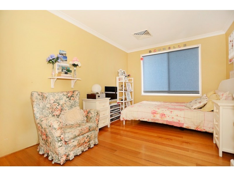 4 Fair Oaks Court, Meadow Springs WA 6210