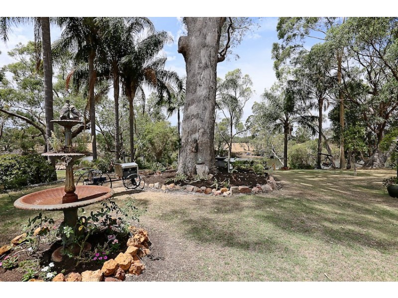 83 Rodoreda Crescent, Ravenswood WA 6208