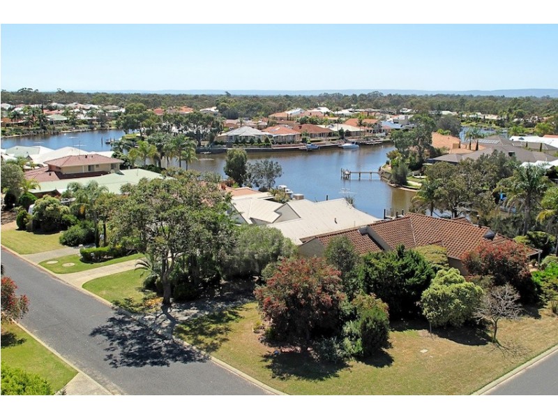 2 Robertson Grove, South Yunderup WA 6208