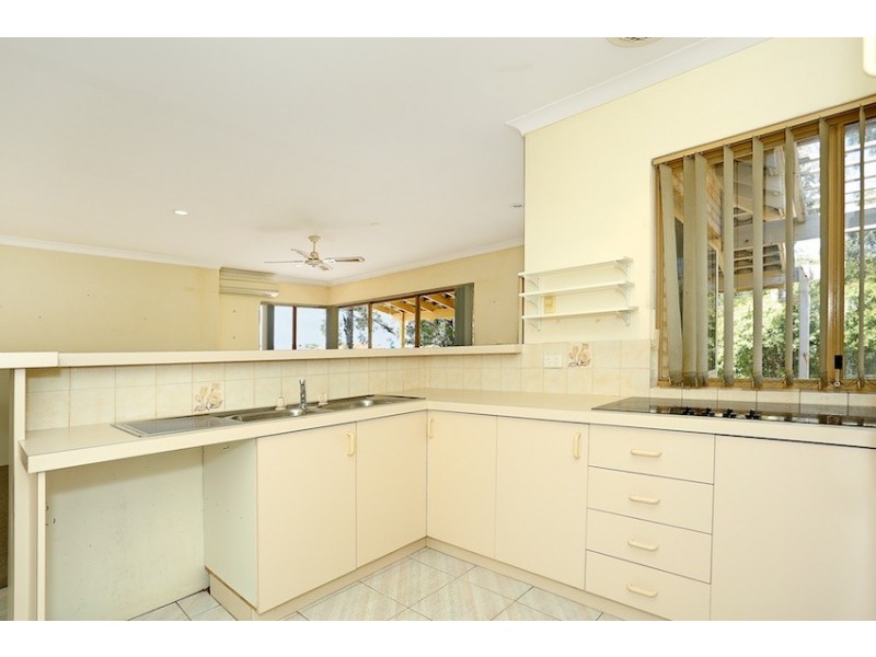 2 Robertson Grove, South Yunderup WA 6208