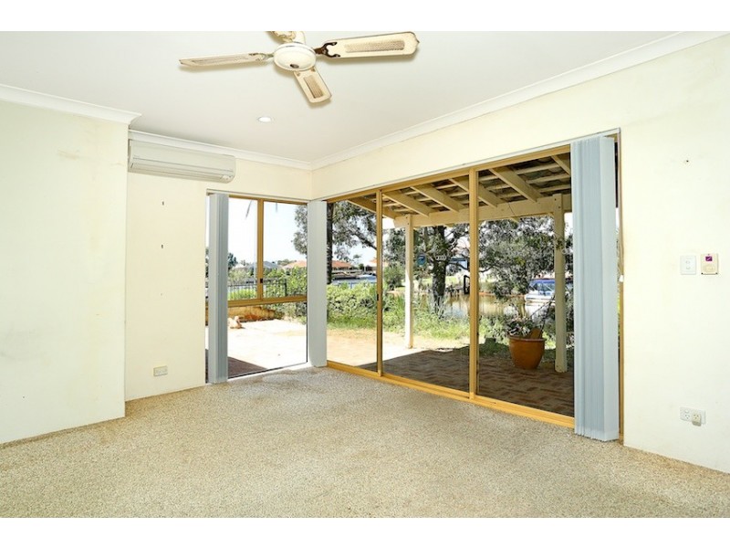 2 Robertson Grove, South Yunderup WA 6208