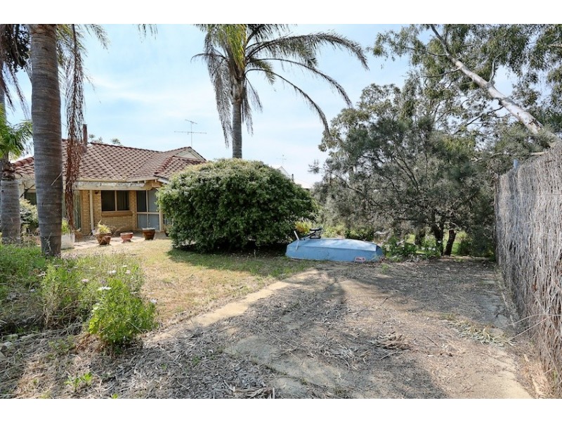 2 Robertson Grove, South Yunderup WA 6208
