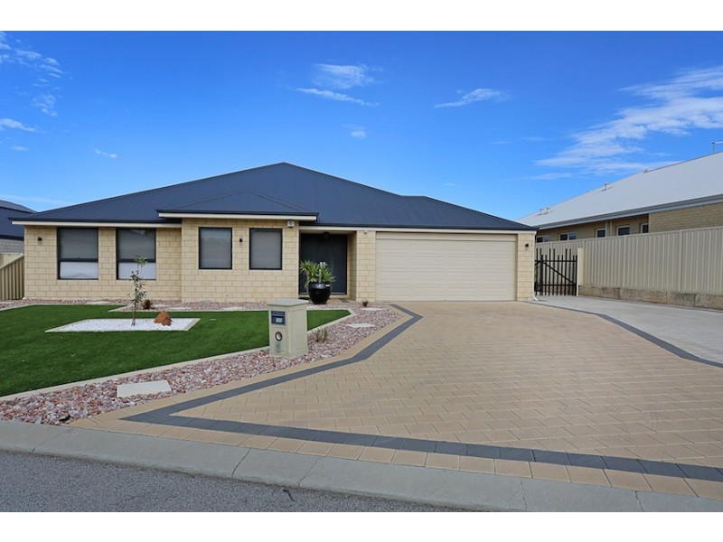 9 Arpenteur Turn, Madora Bay WA 6210