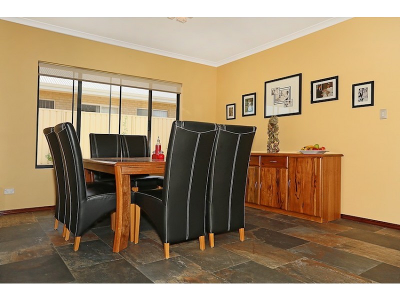 9 Arpenteur Turn, Madora Bay WA 6210