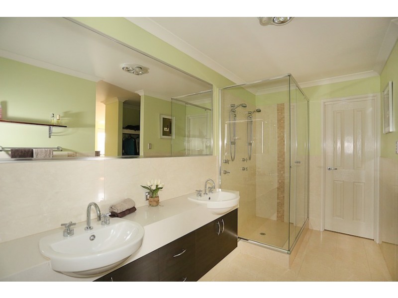 9 Arpenteur Turn, Madora Bay WA 6210