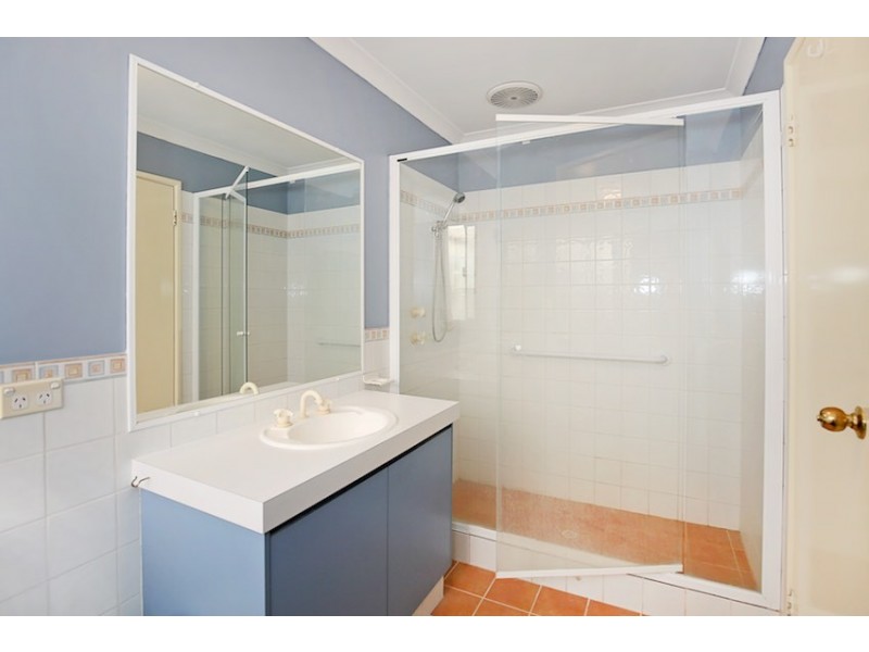 11 Lapwing Road, Coodanup WA 6210