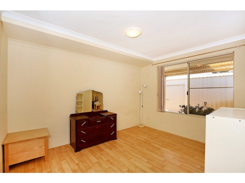 11 Lapwing Road, Coodanup WA 6210