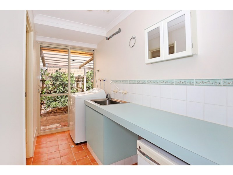 11 Lapwing Road, Coodanup WA 6210