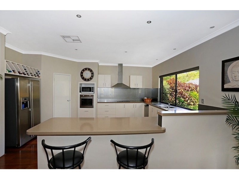 26 Bellavista Parade, Meadow Springs WA 6210