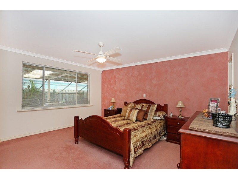 24 Mayfair Mews, Meadow Springs WA 6210