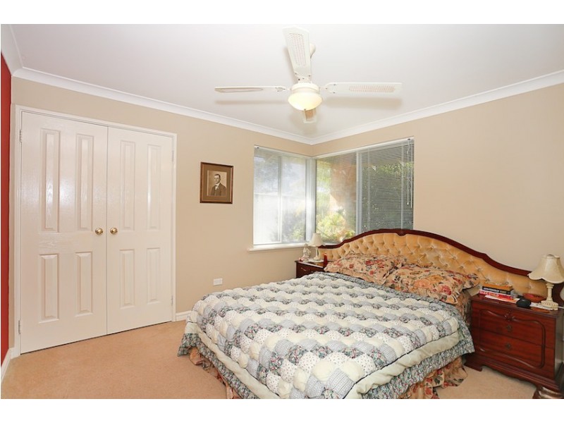 24 Mayfair Mews, Meadow Springs WA 6210