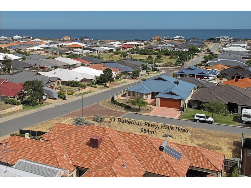 41 Buttercup Parkway, Halls Head WA 6210