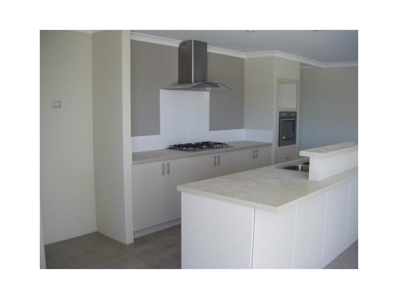 25 Bamburgh Turn, Meadow Springs WA 6210