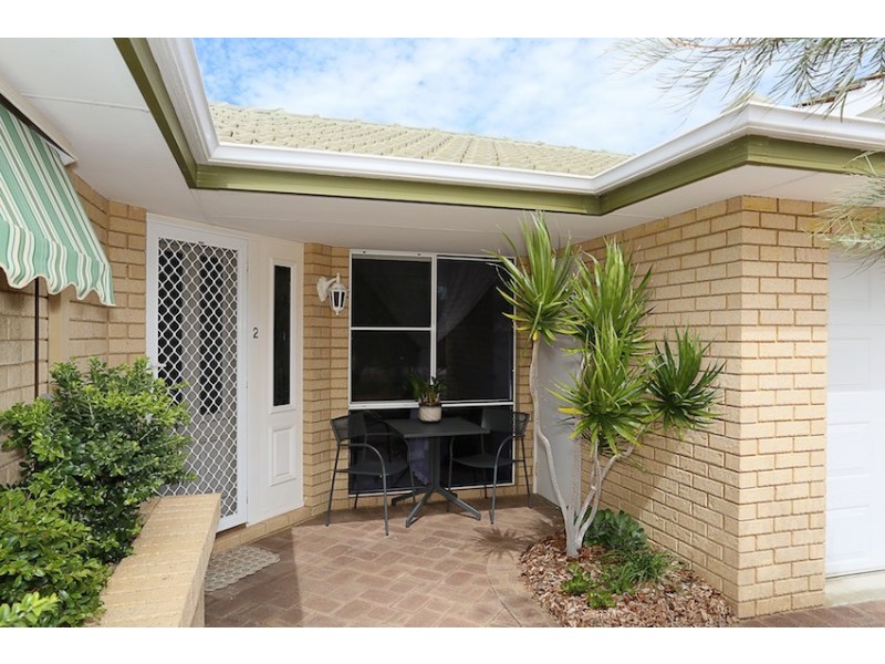 2 Quayside Close, Halls Head WA 6210