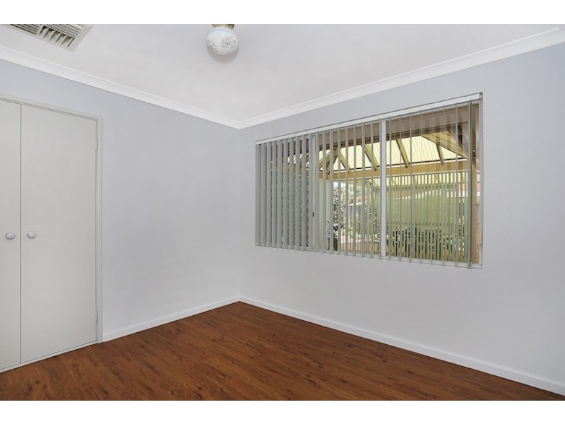 2 Quayside Close, Halls Head WA 6210