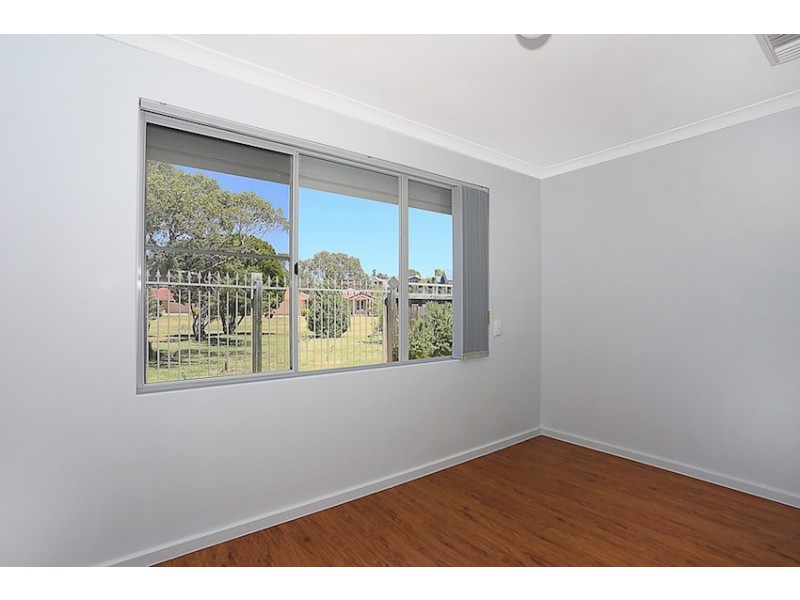 2 Quayside Close, Halls Head WA 6210