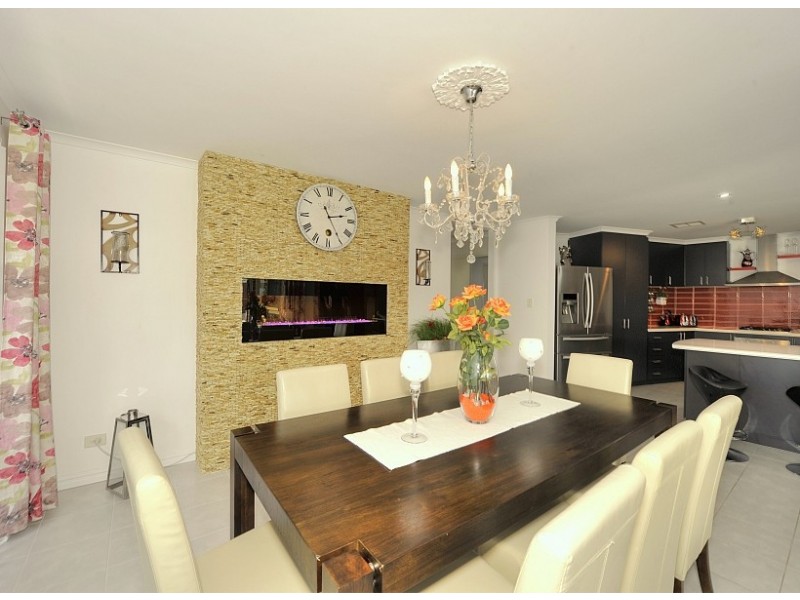 56 Carissa Turn, Halls Head WA 6210