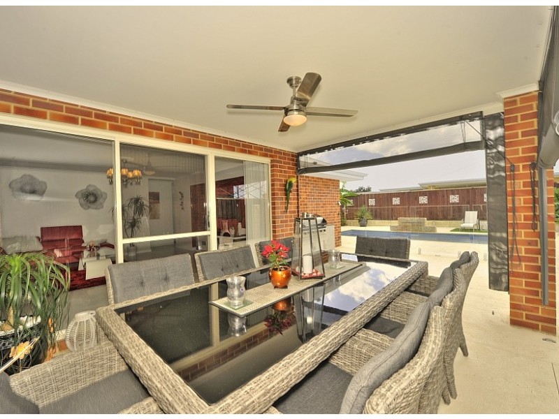 56 Carissa Turn, Halls Head WA 6210