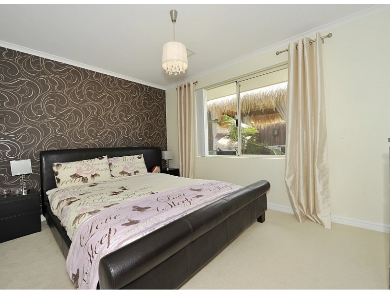 56 Carissa Turn, Halls Head WA 6210