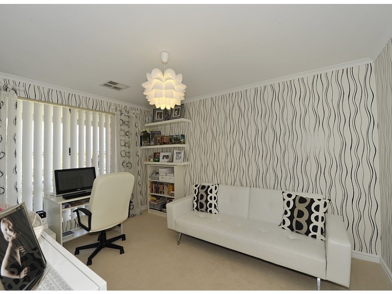 56 Carissa Turn, Halls Head WA 6210