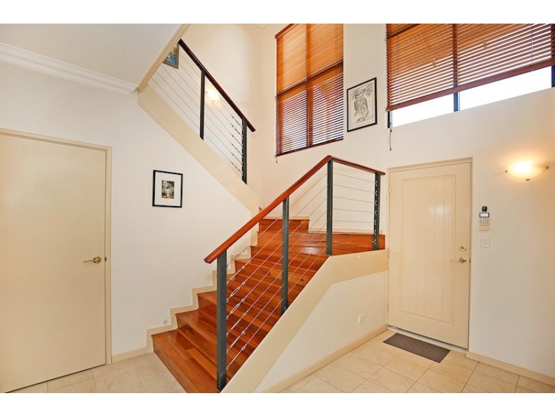 11/3 Piccolo Place, Halls Head WA 6210