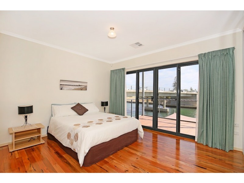 11/3 Piccolo Place, Halls Head WA 6210