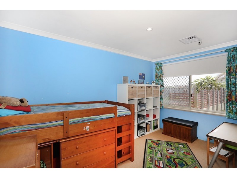 8 Capricorn Mews, Halls Head WA 6210