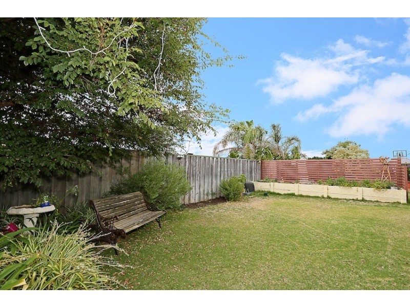 8 Capricorn Mews, Halls Head WA 6210