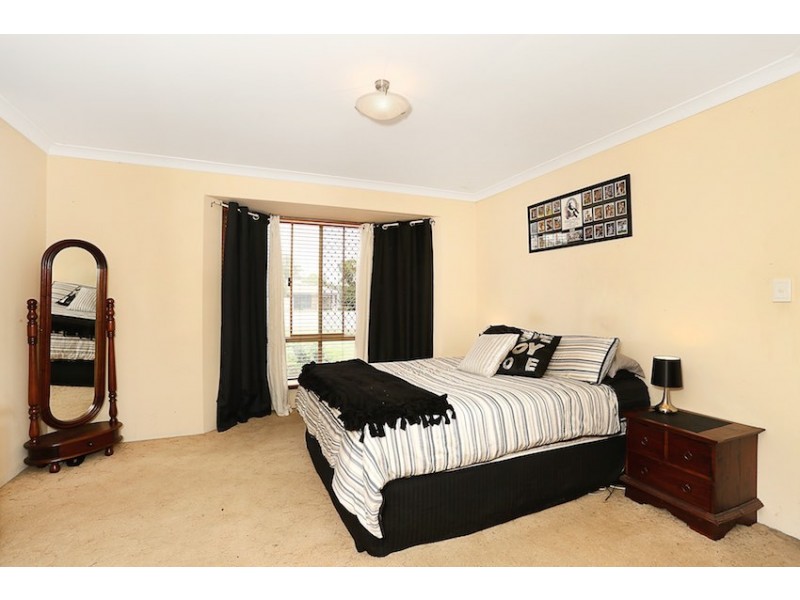 2 Yolla Court, Greenfields WA 6210