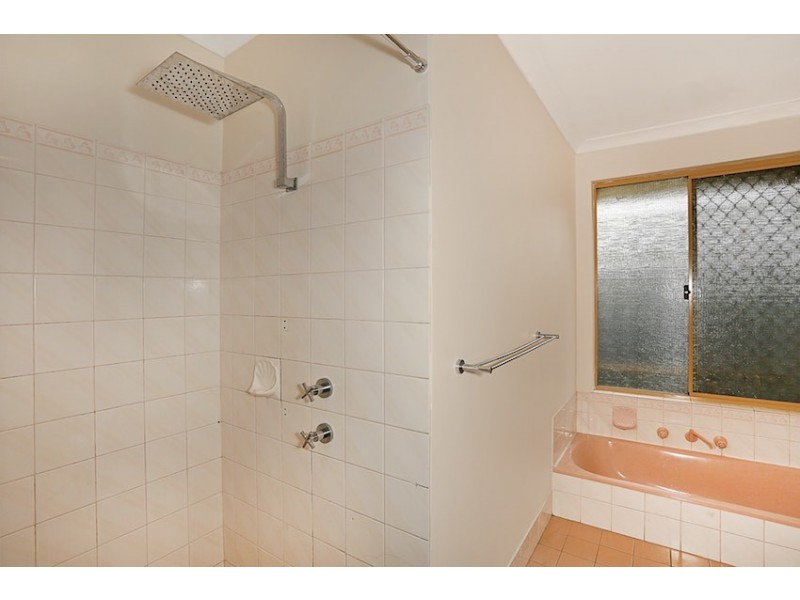 2 Yolla Court, Greenfields WA 6210