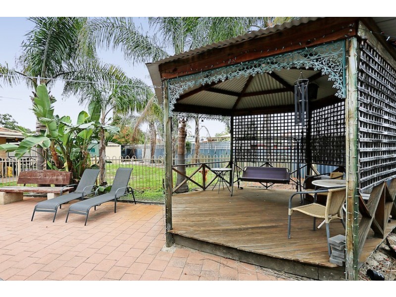 2 Yolla Court, Greenfields WA 6210