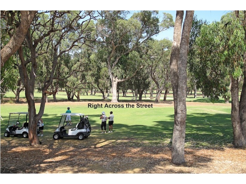 26 Arundel Drive, Halls Head WA 6210