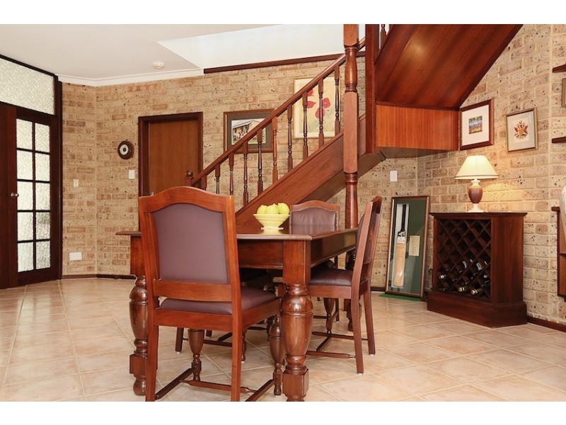 26 Arundel Drive, Halls Head WA 6210