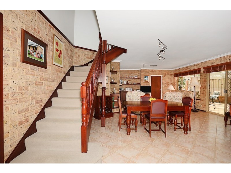 26 Arundel Drive, Halls Head WA 6210