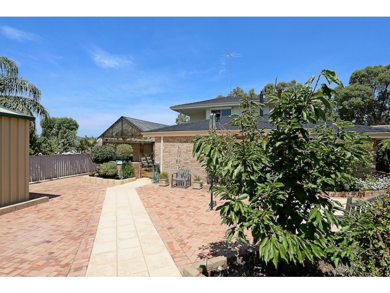 26 Arundel Drive, Halls Head WA 6210