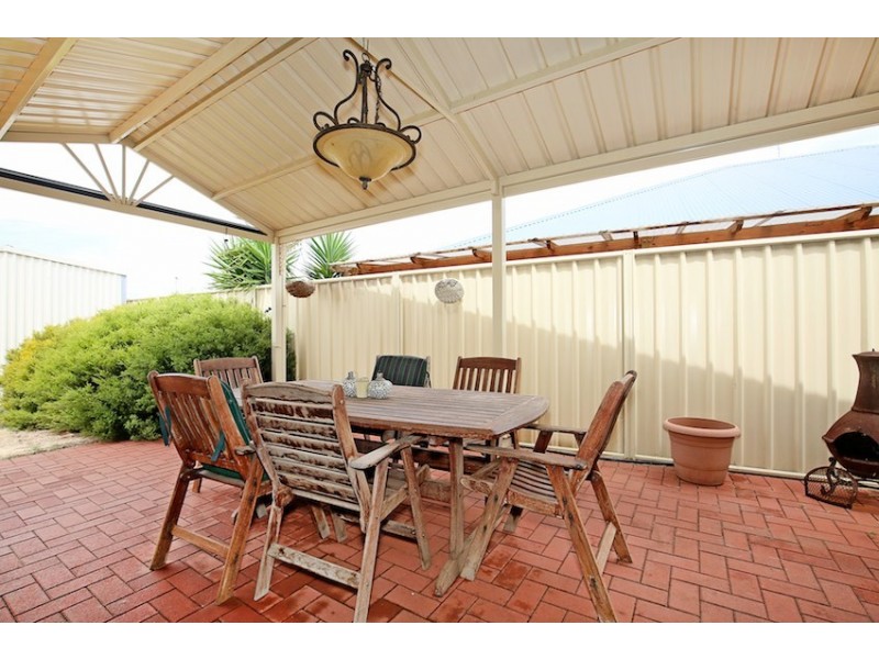 3 Albina Chase, Lakelands WA 6180