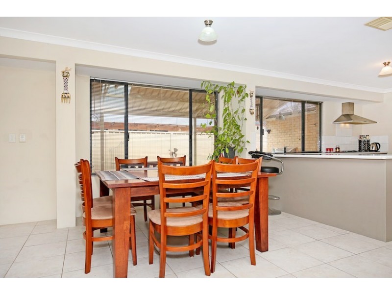 3 Albina Chase, Lakelands WA 6180