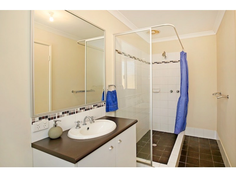 3 Albina Chase, Lakelands WA 6180