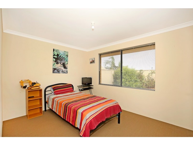 3 Albina Chase, Lakelands WA 6180