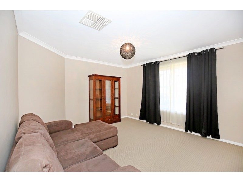 72 Exchequer Avenue, Greenfields WA 6210