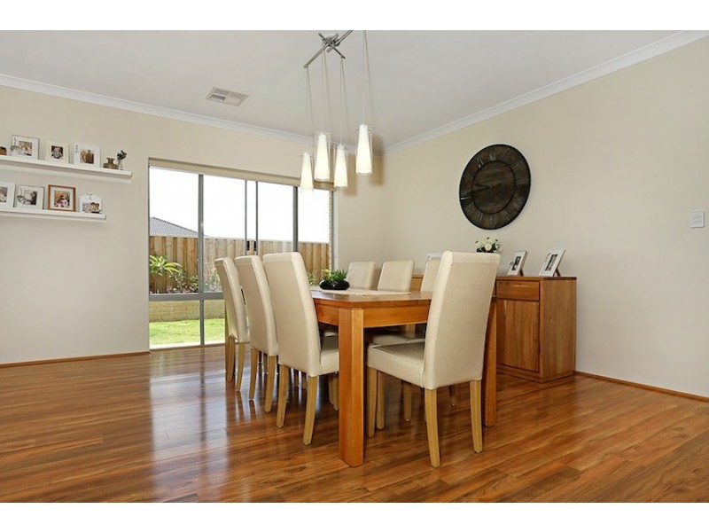 39 Solandri Turn, Halls Head WA 6210