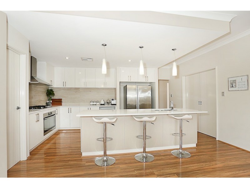 39 Solandri Turn, Halls Head WA 6210