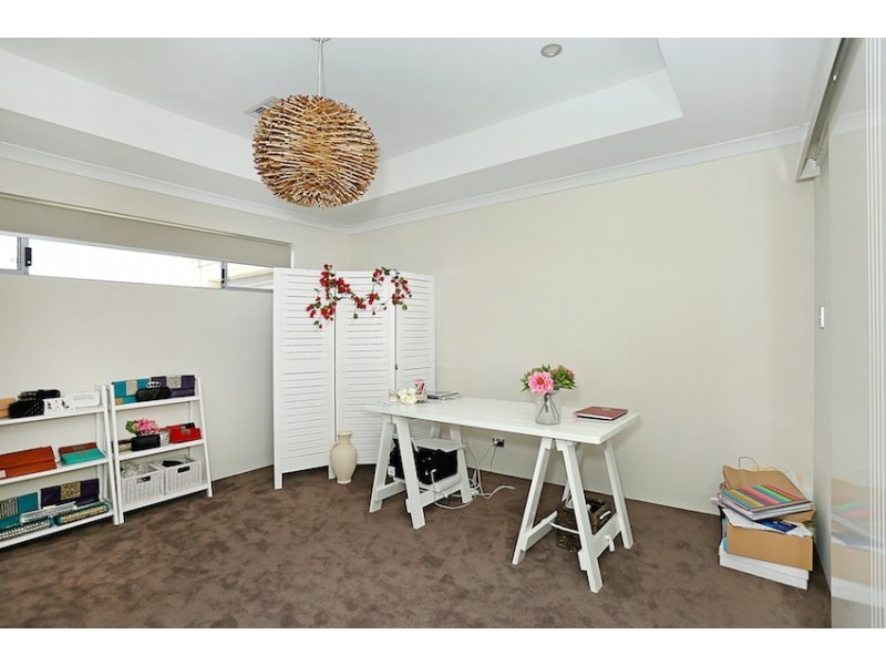 39 Solandri Turn, Halls Head WA 6210