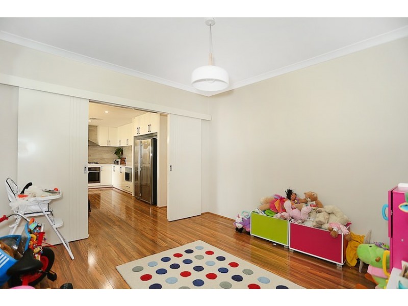 39 Solandri Turn, Halls Head WA 6210